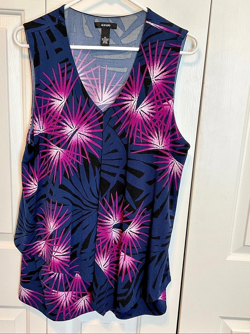 Alfani Abstract Tunic in Blue & Pink Size XL Like New